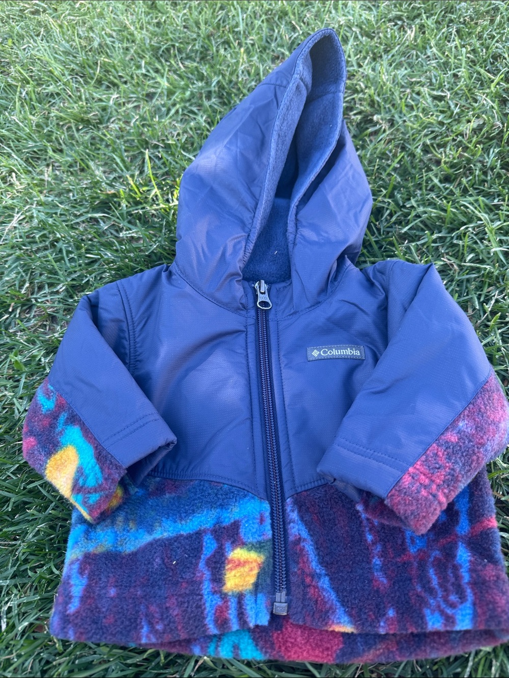 Columbia Navy Hooded Jacket with Multicolor Fleece Trim